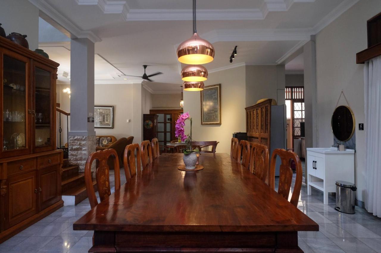 Sareh Villa By The Lavana Semarang Kültér fotó