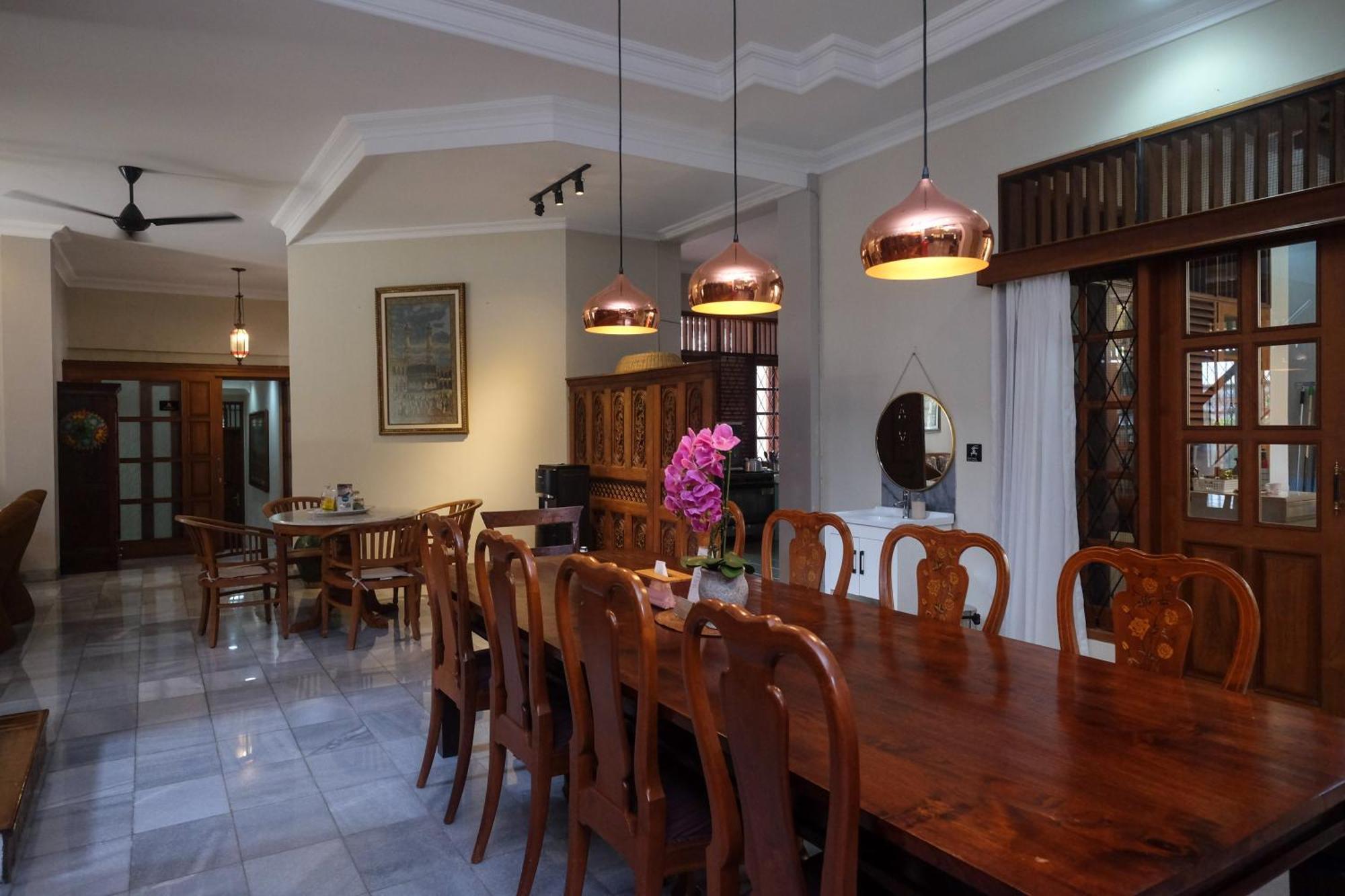 Sareh Villa By The Lavana Semarang Kültér fotó